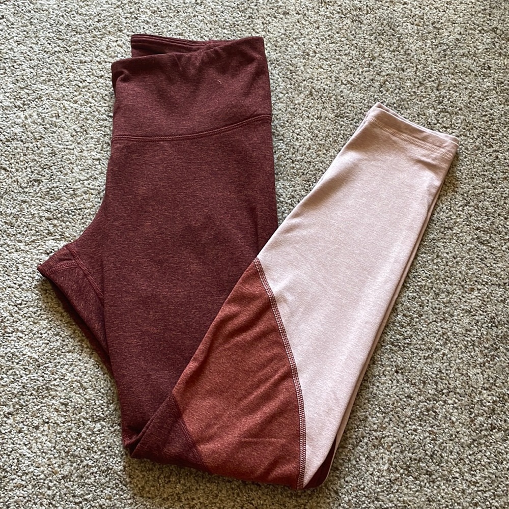 Old Navy Active Leggings, Elevate leggings, Go-Dry, Multicolor